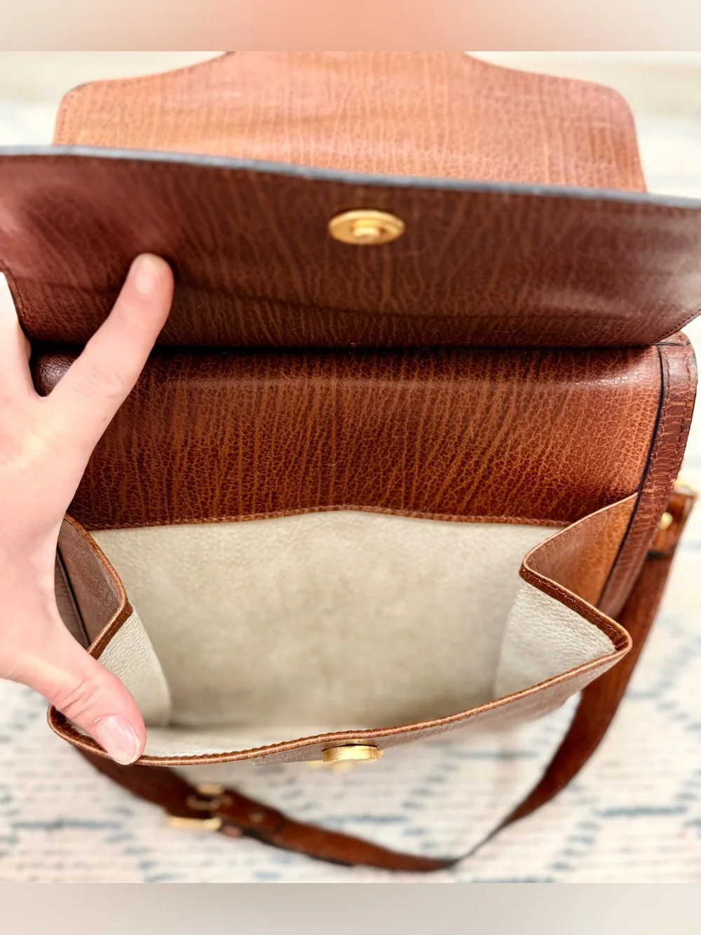BALLY Vintage 90s Unisex Classic Brown Boar Leather 2-Way Top Handle W/ Org. Key - Picture 15 of 16